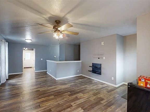 5th image of 2608 E Florida Ave