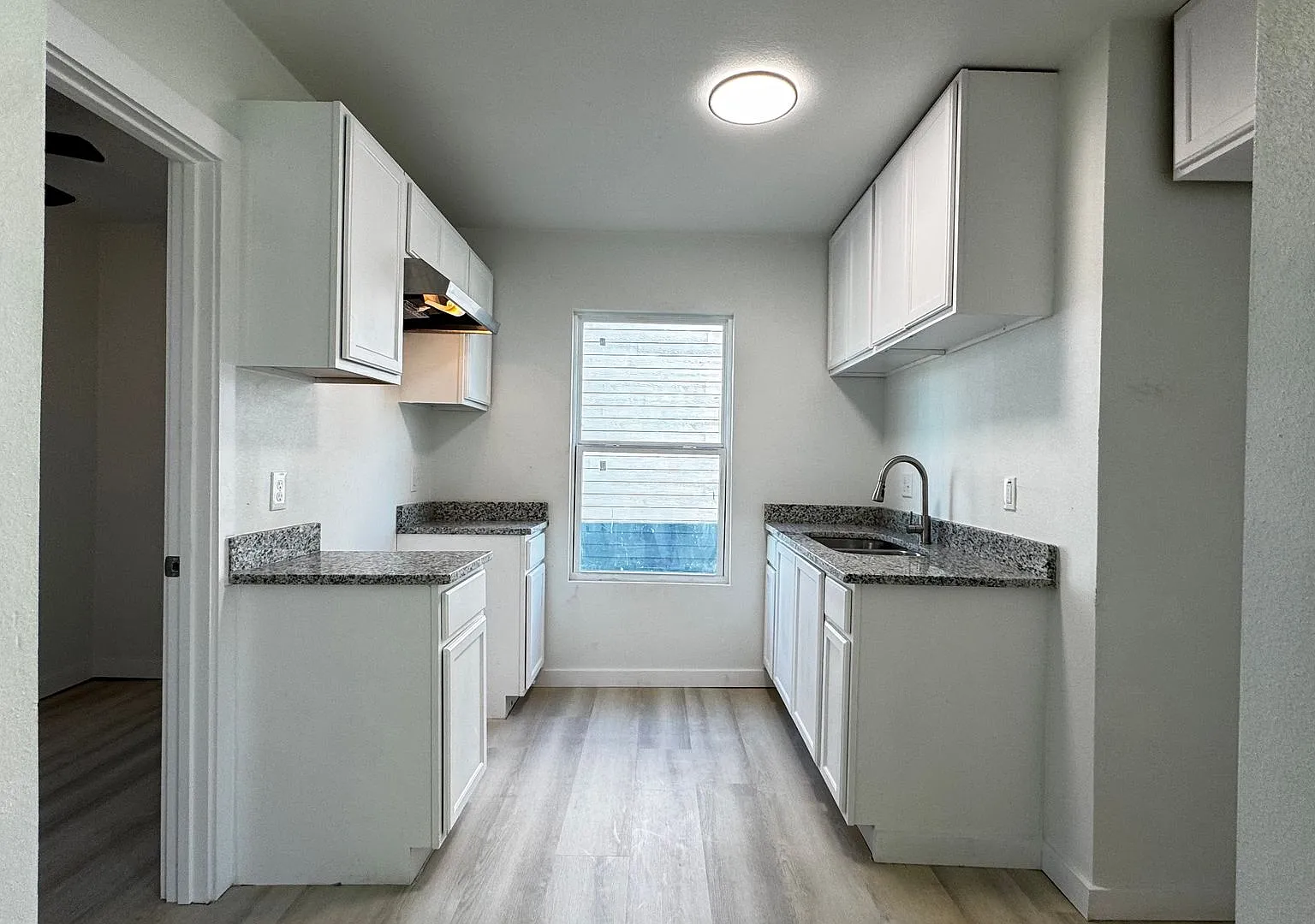 2bd Apartment With Water Paid!! — Photo 4