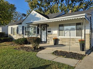 27261 Academy St, Roseville, MI 48066