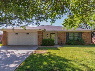 7411 Jameson Dr, Amarillo, TX 79121