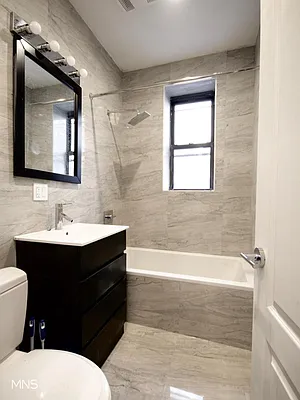 Rented by MNS | media 4