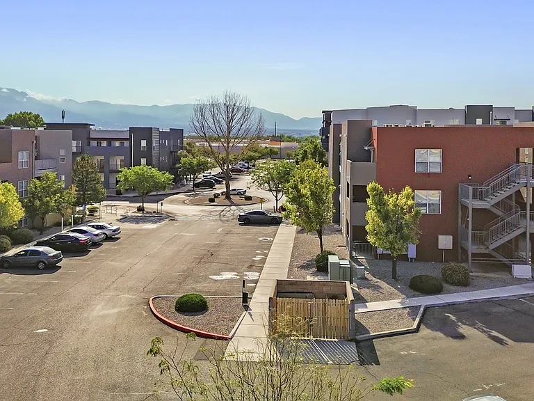 La Cantera Senior Apartments — Photo 24