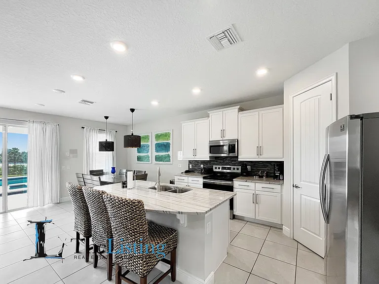 7755 Westland Dr — Photo 8