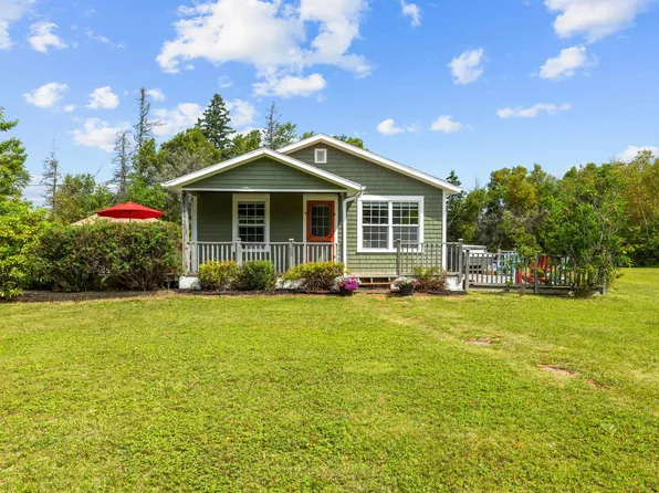 4532 Saint Marys Rd, Grenville Parish, PE C0A 1N0
