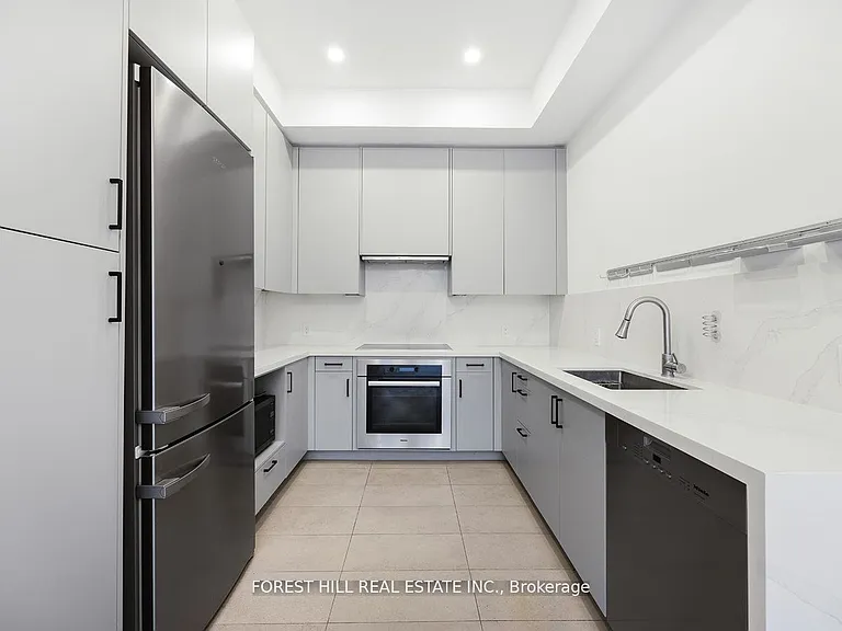 18 Greenbriar Rd #3 — Photo 10