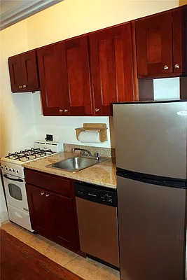 Rented by Elika Associates II, LLC | media 9