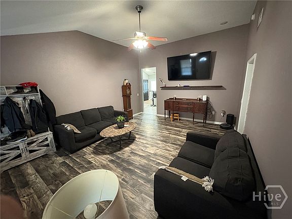 5th image of 487 Shadowbrook Circle