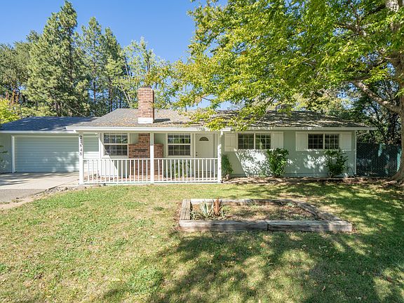 4th image of 21848 Berkeley Dr