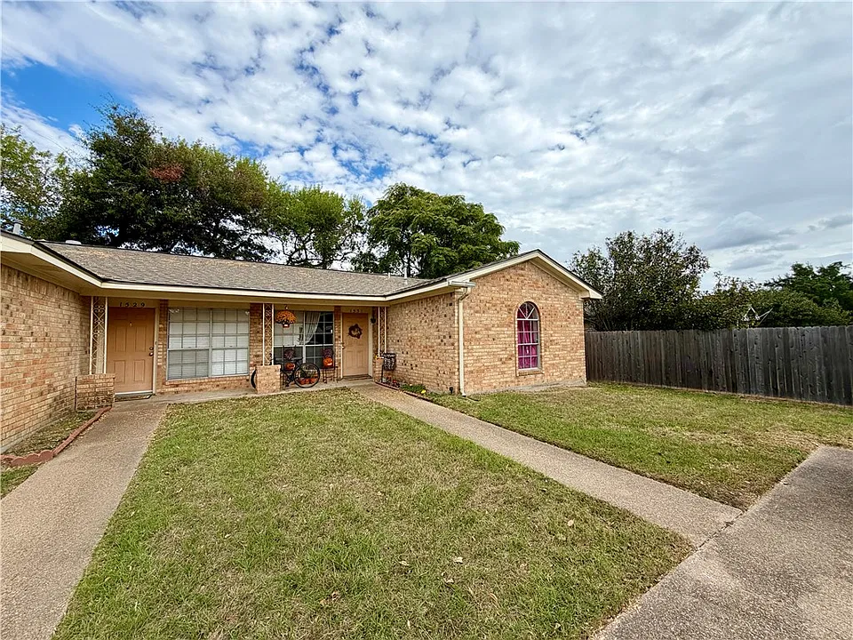 1531 Hillside Dr