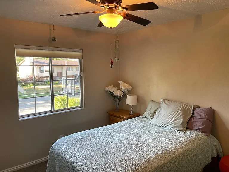 643 Creek View Rd — Photo 10