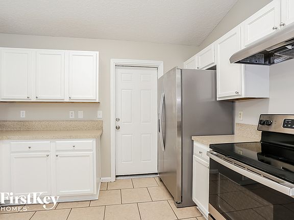 5th image of 8353 Longspur Ave