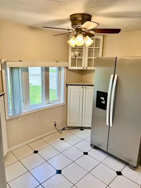 3 bed, 1140 sqft, $1,595 — Photo 4