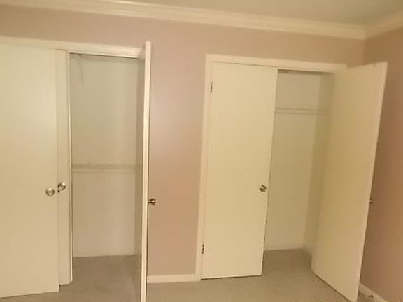 3rd image of 855 Vestavia Villa Ct APT B