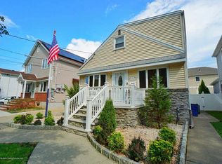 182 Rathbun Ave, Staten Island, NY 10312