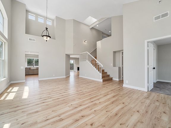 4th image of 14179 Mendocino Ct