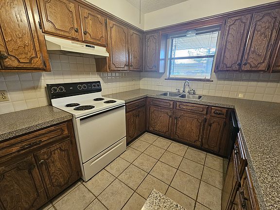 5th image of 2307 NW Terrace Hills Blvd