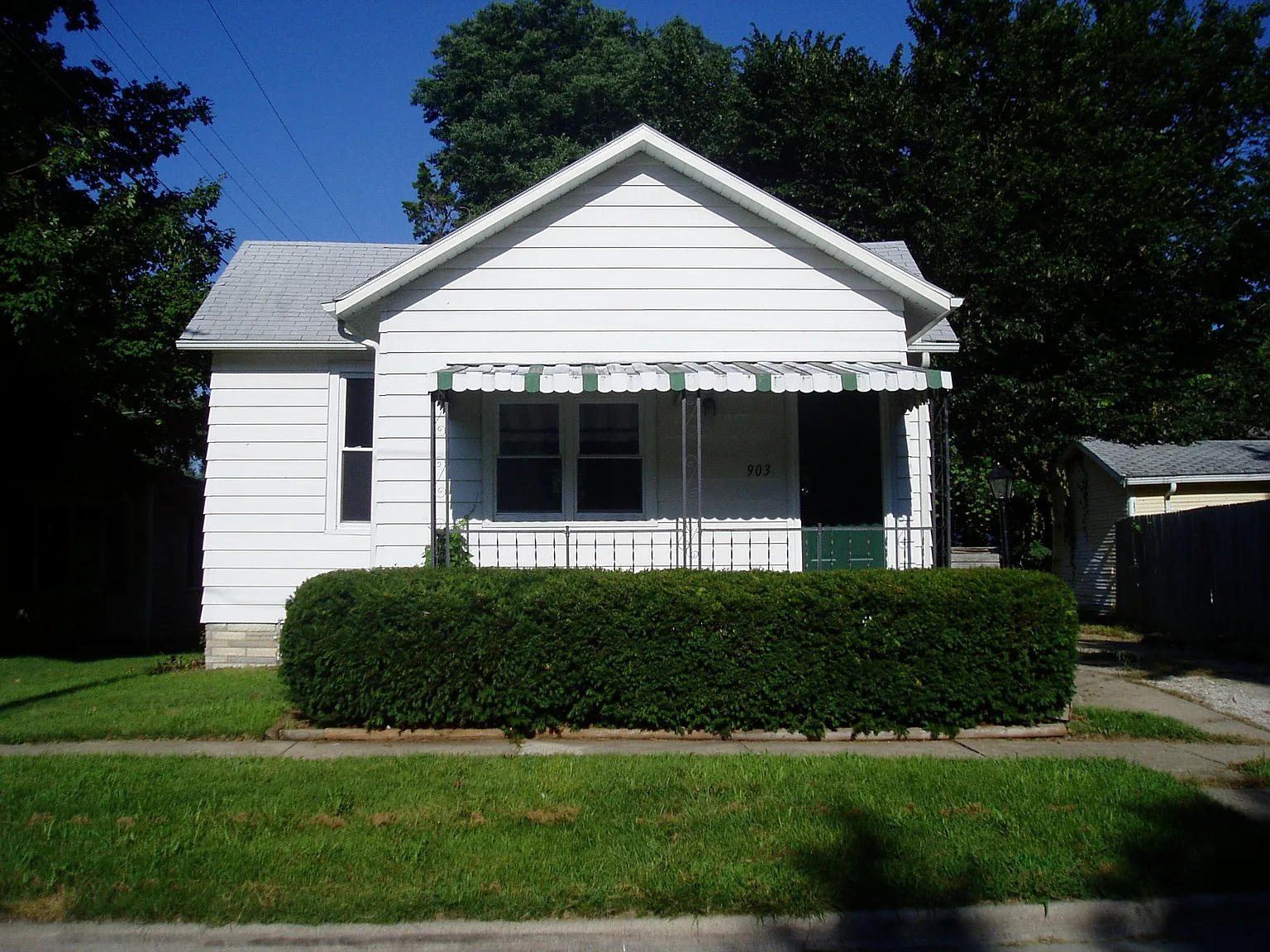 903 S Cottage Grove Ave photo 1