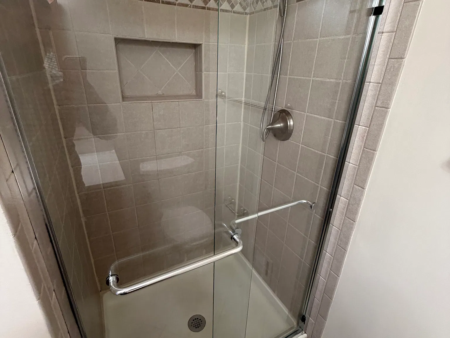 3 bed, 3.5 bath, 1800 sqft, $2,950 — Photo 4