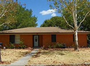 100 N 9th St, Sanger, TX 76266