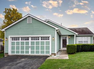 2233 Grove Oaks Ct, Grove City, OH