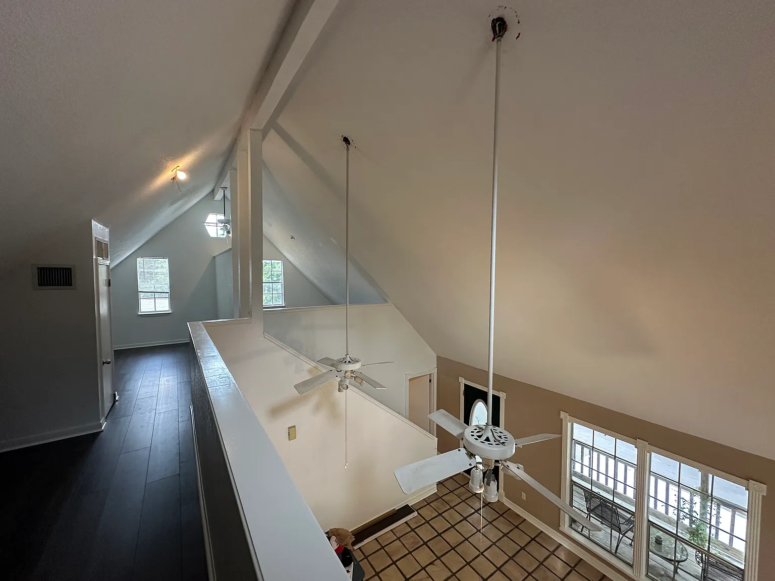 2 bed, 1240 sqft, $1,450 — Photo 2