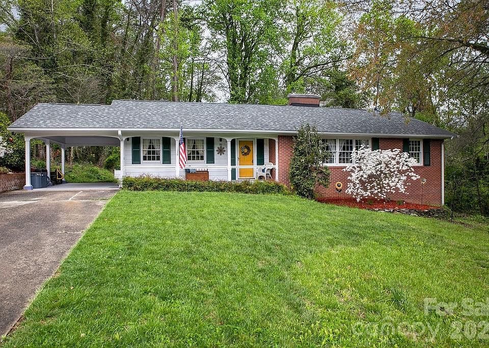 1st image of 391 Hawthorne Dr