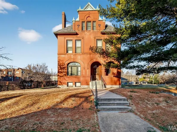 1827 S Compton Ave, Saint Louis, MO 63104