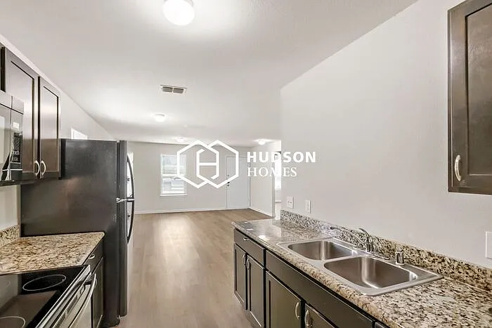 3610 Atlanta St — Photo 6