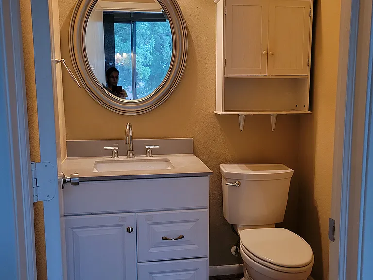 3010 Caroline St — Photo 24
