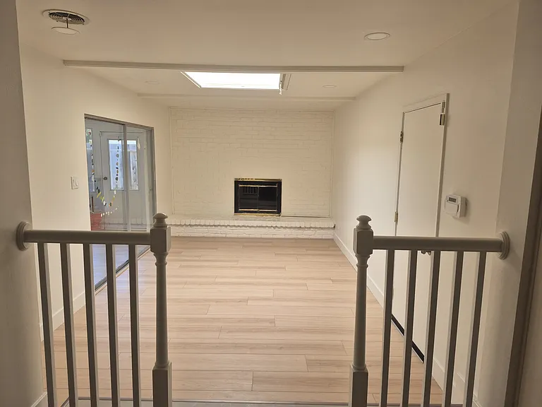 1280 Theresa Ave — Photo 10