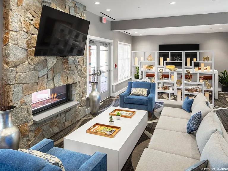 Elevation Apartments at Crown Colony — Photo 13
