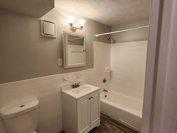 5th image of 54 Elmwood Park #2