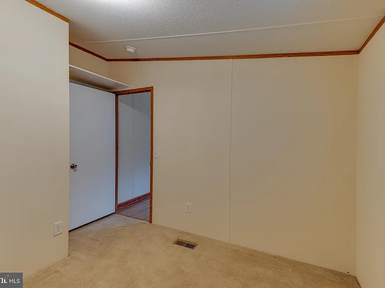 45170 Settlers Ln — Photo 14