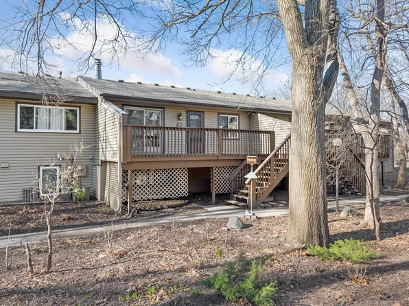 227 River Woods Ln, Burnsville, MN 55337