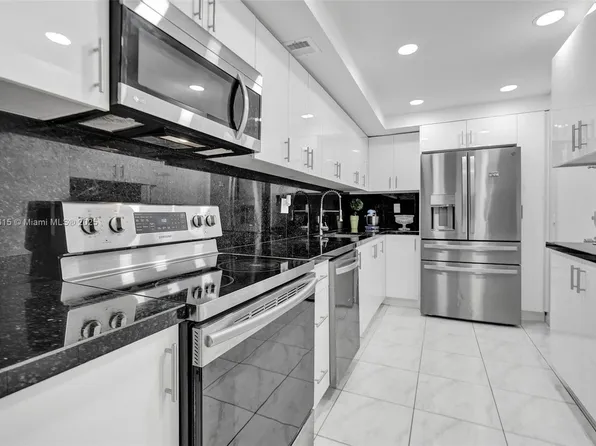 1849 S Ocean Dr APT 407, Hallandale, FL 33009