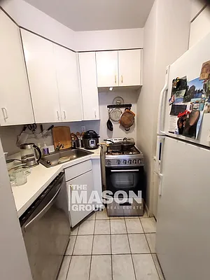 Rented by Mason Group LLC | media 8