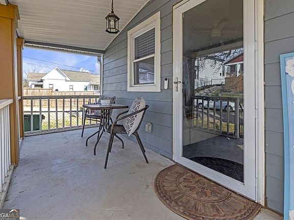 4th image of 1146 Sims St SW