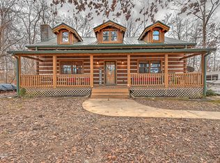 810 Old Hall Rd, Chuckey, TN 37641