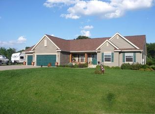 36588 149th St, Waseca, MN 56093