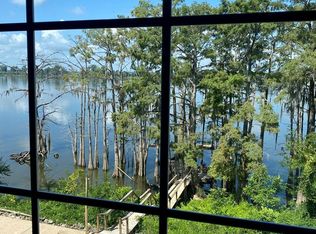 310 Lake Side Ln, Woodville, MS 39669