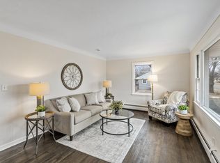 102 Poplar St E, South Saint Paul, MN 55075