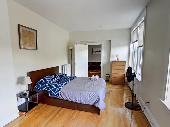 1236 Beacon St APT 3, Brookline, MA 02446