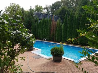 249 Cherry Ln, Airmont, NY