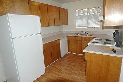 2nd image of 5124 SE Carlton St