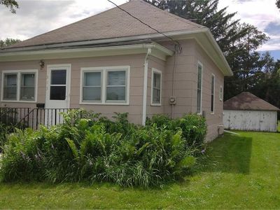 313 N Vine St, West Union, IA, 52175