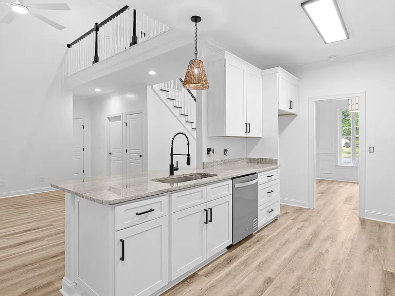 36021 Brampton Dr — Photo 6
