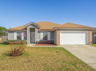 8633 Star Leaf Rd N, Jacksonville, FL 32210