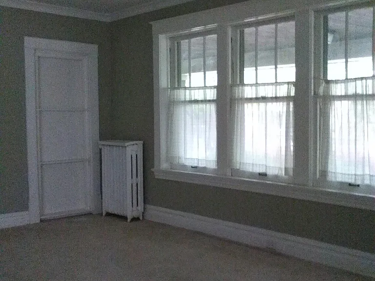 7054 Amherst Ave — Photo 8