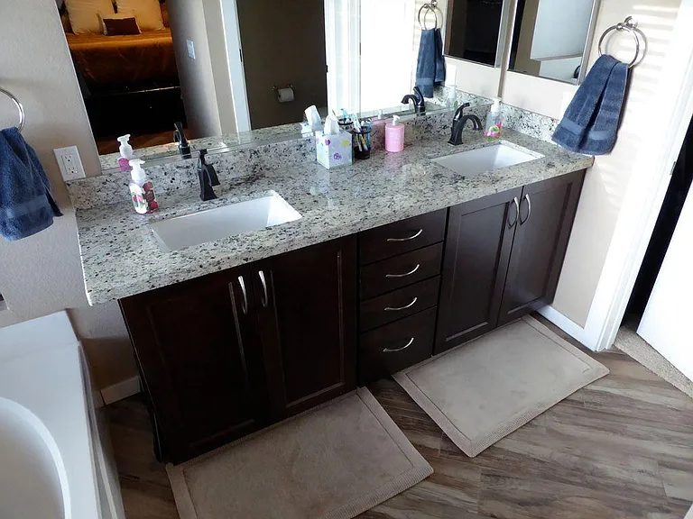 6810 S 15th Pl — Photo 19