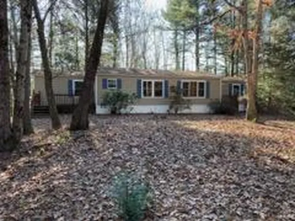 38 Dogwood Ln, Wells, ME 04090